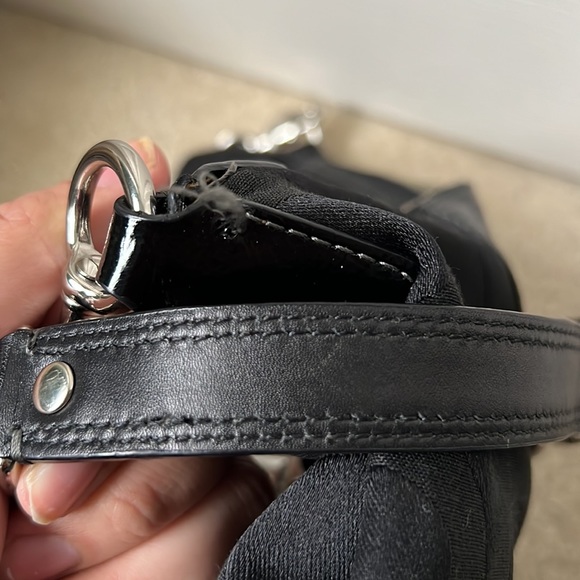 Coach bag in great used condition black - Picture 6 of 10